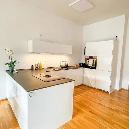 Sunset Club - Nr 1 Apartment *